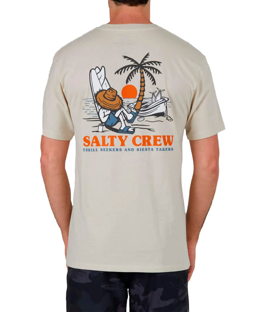 camiseta-manga-corta-para-hombre-salty-crew-siesta-color-hueso-serigrafía-en-pecho-y-espalda