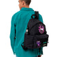 La mochila eastpak-rick-and-morty-3k5-ram-4-de-color-negro-varios-bolsillos-y-divertidas-ilustraciones-de-rick-and-morty