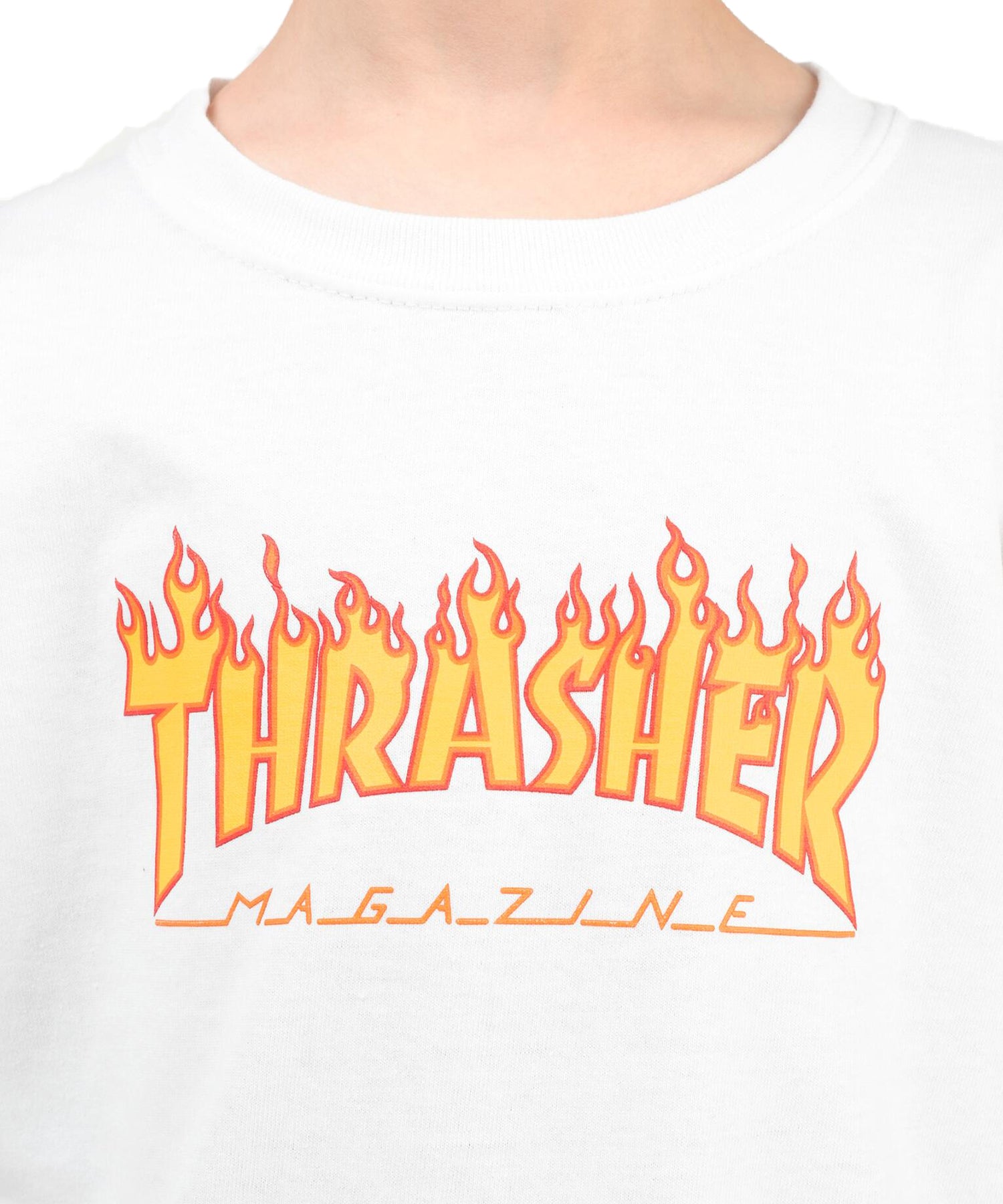 thrasher-t-shirts-flame-kids-whte camiseta blanca para niños/as de Thrasher-100% algodón.-logo thrasher en amarillo