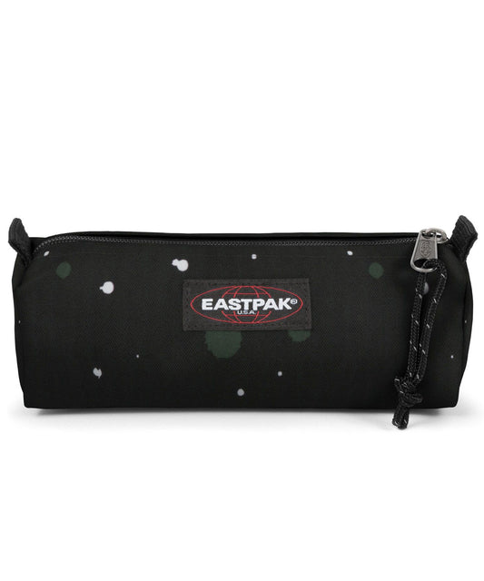 eastpak estuche benchmark splashes dark- de color negro, practico, sencillo, y duradero, cierre con cremallera.