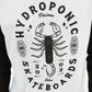 hydroponic-camiseta-de-manga-larga-skorpio-color-blanco-y-negro-algodón-100%-logo-grande-en-la-parte-frontal.