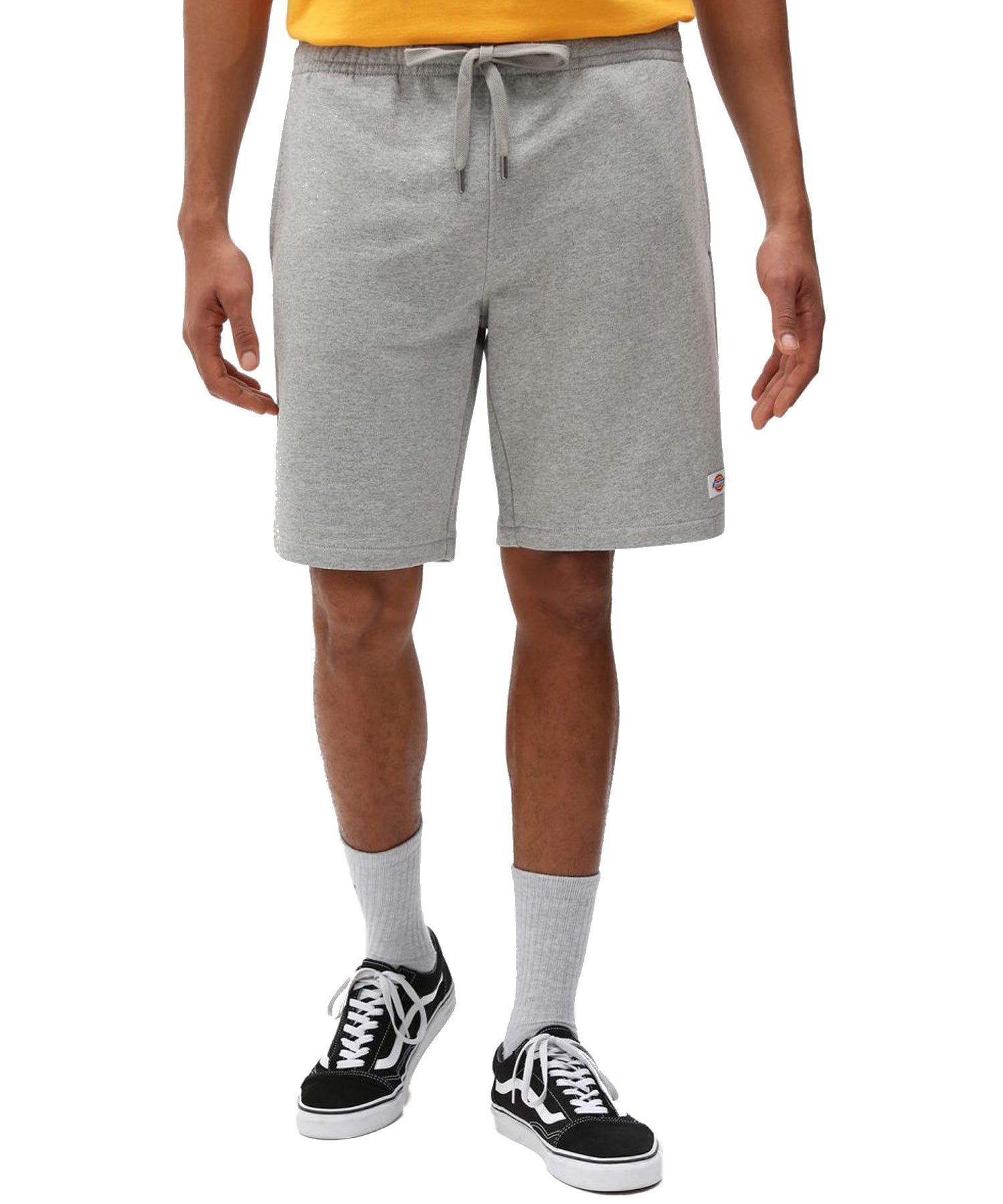 dickies pantalon corto de color gris cintura elastica con cordón y pequeño logo dickies en la pierna-tejido tipo chandal.
