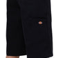 Pantalón corto dickies marca mítica por su ropa de trabajo ,color negro -bolsillos laterales-holgados de cintura normal y logo dickies en la pierna.
