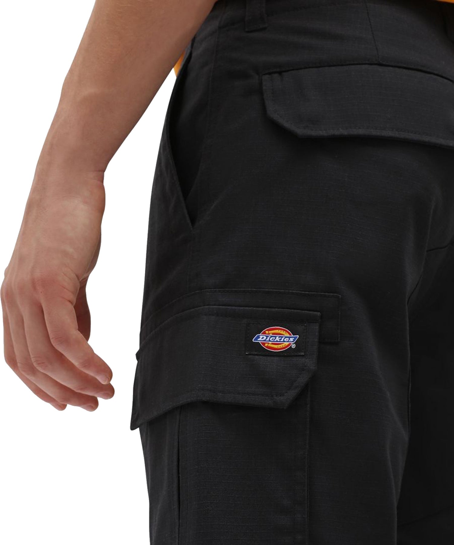 dickies-millerville-pantalón corto tipo cargo-color negro con bolsillos laterales-algodón 100 por 100.